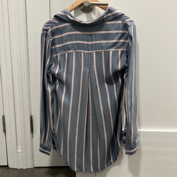 NWT beachlunchlounge Striped Button Down Shirt Size XS - Picture 3 of 6